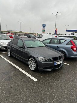 BMW e90 325i manual - 9