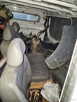 Prodám nd renault trafic 1.9 dci - 9