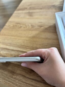 Samsung Galaxy S20 FE - 128 GB - bílý - 9