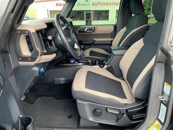 Ford Bronco 2021 Base  SUV - 9