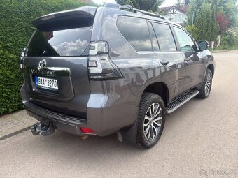 Toyota Land Cruiser GDJ 150 - 9