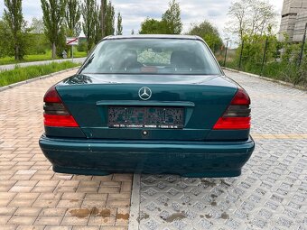 Mercedes C 220CDI r.v.1998  najeto pouze 117Tkm - 9