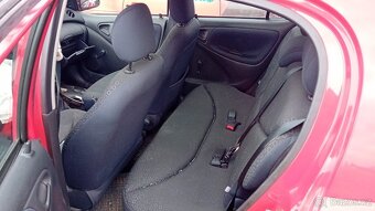 Toyota yaris - 9