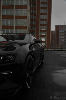 Chevrolet Camaro 6.2L V8 - 9