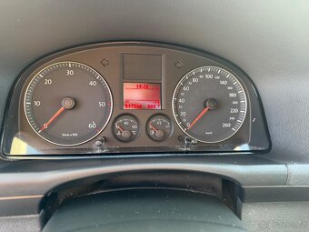 VW Touran 1,9TDi 77kW, tažné zařízení - 9