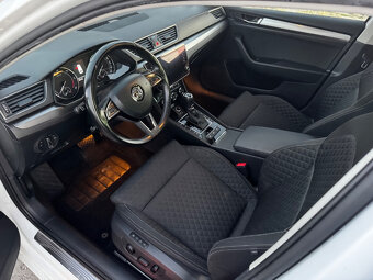Škoda superb 3 2.0tdi 110kw dsg - 9