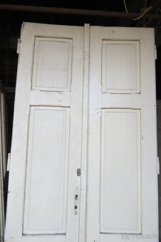 3/ Staré vchodové dveře - 9