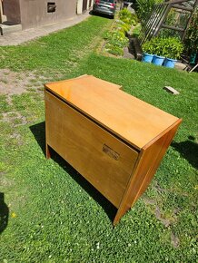 zrcadlo, toaletka, noční stolek - 1973-1974 - 9