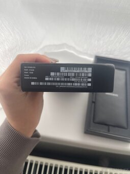 Samsung galaxy s 22 ultra - 9