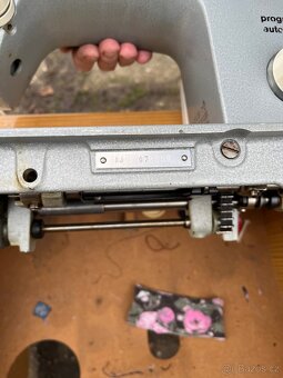 Šicí stroj Veritas - 9