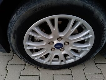 FORD GRAND C-MAX 2,0TDCi103kw,rv2011,7MÍST,2XŠOUPAČKY,VÝBAVA - 9