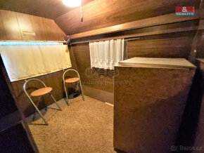 Prodej karavanu s dřevěnou přístavbou, 20 m², Chbany - 9
