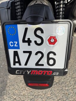 Piaggio Beverly 400 HPE + záruka, DPH - 9