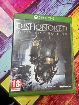 Prodám Xbox one scorpion edici - 9