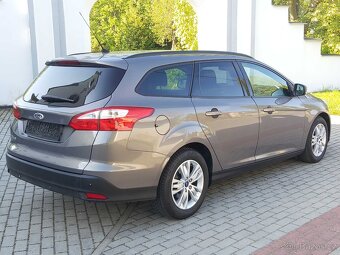 Ford Focus 1.6 Ti-VCT 92 kw, pouze 112.000 km - 9