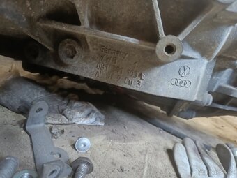 0B1301213 převodovka Audi 1.8 TSI - 9
