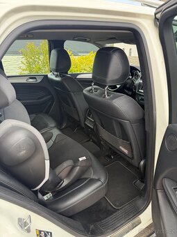 Mercedes Benz ML 250 W166 - 9