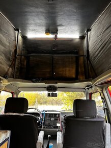 VW T4 Caravelle obytný vůz 2,4 D 57 Kw - 9
