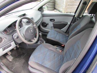 Renault Clio 1.2i 55kW, serviska, nová STK, klima - 9