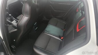 PRODAM ŠKODA OCTAVIA KOMBI RS - RV:2014 - 2.0 TDi - TOP STAV - 9
