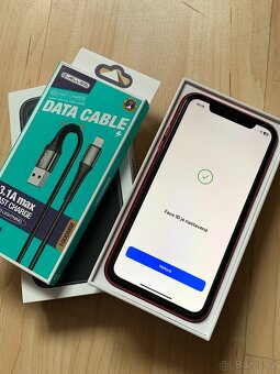 JAK NOVÝ - Apple Iphone 11 128GB RED -- KRÁSNÝ STAV -- - 9