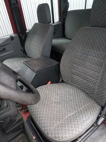 Land Rover Defender 110 TD5 - 9