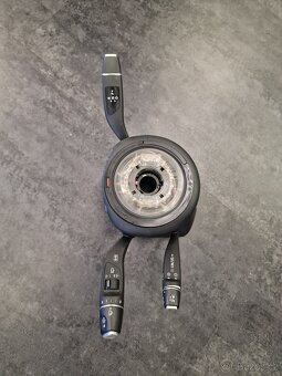 Mercedes C W205 interiér - 9