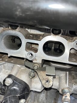 Motor Dacia 1.6 16v 75kw LPG - 9