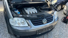 Touran 1.9tdi Automat DSG 7mist Parktronik Esp Navi - 9