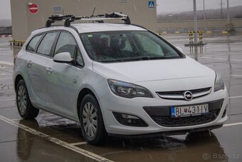 Opel Astra Sport Tourer ST 1.6 CDTI, Nová STK - 9