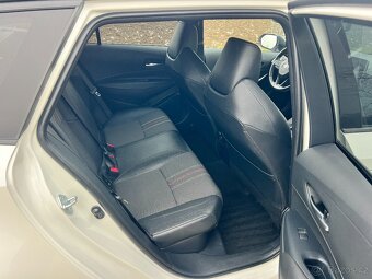 ► TOYOTA COROLLA 1.8 HYBRID GR SPORT E-CVT LED-KAMERA-TAŽNÉ - 9