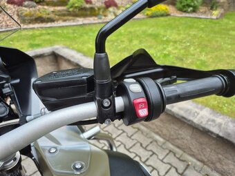 BMW R 1200 GS LC - ABS, ASC, DYNAMIC ESA, VYHŘÍVANÉ RUKOJETI - 9
