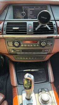BMW X6 3.0 xDrive 40d - TOP STAV - 9