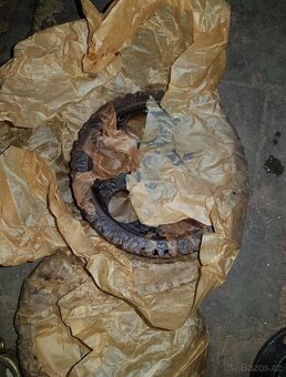 Originální nové náhradní díly z vojenského depozitu spojka - 9