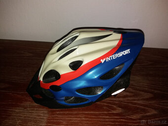 Horské kolo Engine Alpena, stojan na kolo a cyklo helma - 9