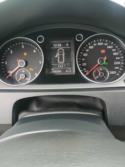 Volkswagen Passat 2.0 TDI - 9