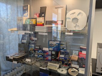 Technics, Pioneer, Sony, Denon, Yamaha.......... - 9