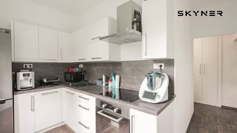 Prodej zrekonstruovaného bytu 2+1 s balkónem, 54 m2, Ústí na - 9
