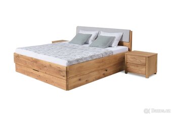 Prodám masivní dubovou postel 160cm s úložným prostorem - 9