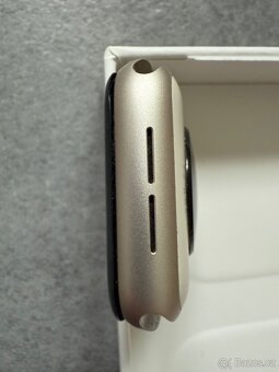 Chytré hodinky Apple Watch SE 2022 GPS 40mm - 9