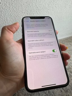 Apple iPhone 11 Pro 256 GB - 9