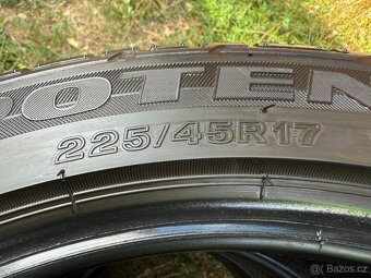 4x Letní pneu Bridgestone + Altenzo - 225/45 R17 - 80% - 9
