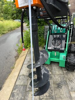 Hydraulický půdní vrták profi Wolverine USA, mininakladač - 9