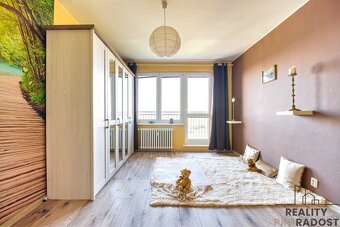 Prodej družstevního bytu 2+kk s krásným výhledem v Ostravě- - 9