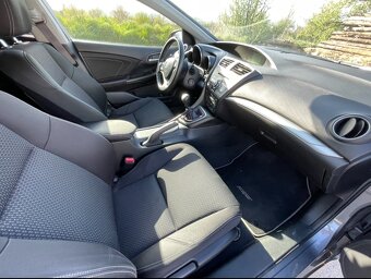 Honda Civic Tourer - 9