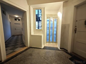 Pronájem prostorného bytu 1+1_51m2_Vinohrady u Muzea - 9