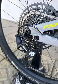 Horské kolo Specialized Stumpjumper Comp Alloy M5 2020 29″ - 9