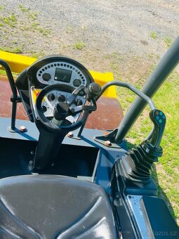 Vibrační válec Bomag BW145DH3 - 9
