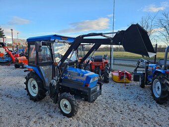 malotraktor Iseki TA215 4x4 s kabinou a čelákem - 9