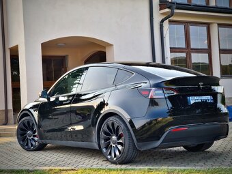 Tesla Model Y 79 kWh Performance AWD Dual Motor DPH - 9